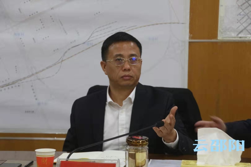 彭华松赴邵阳经开区调度产业项目建设